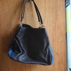 Elegant Black and Blue Women's Bag